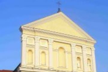 La chiesa parrocchiale di Nole così come appare oggi, dopo la ricostruzione.